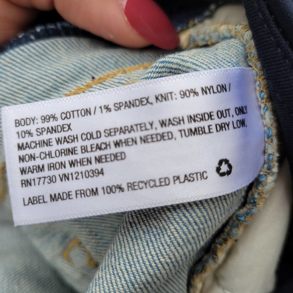 Ingrid & Isabel Maternity Denim Midi Short Crossover Panel 16 NWT - Picture 8 of 8